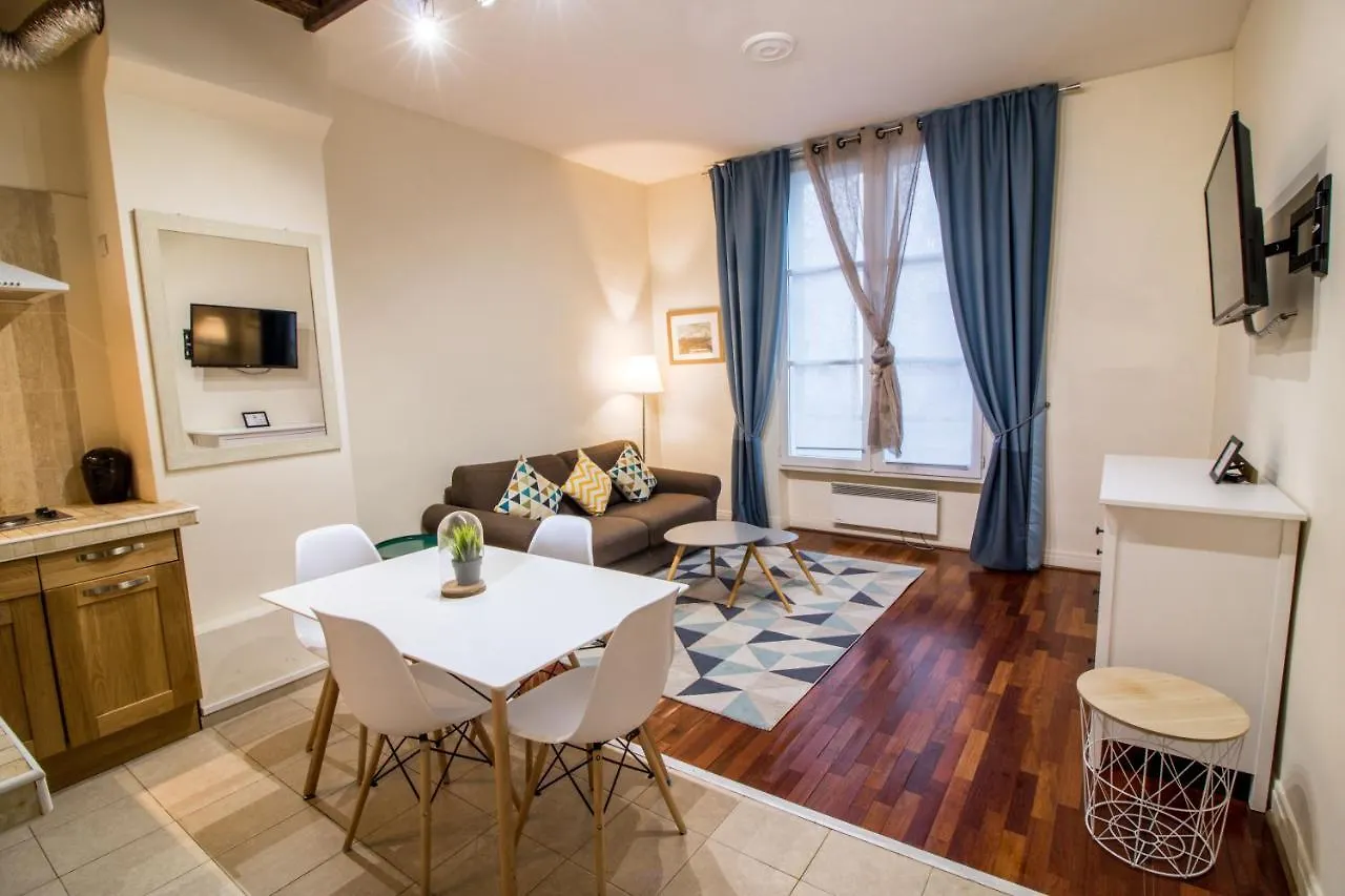 Apartment New Chic Flat : Le Marais - Place Des Vosges *